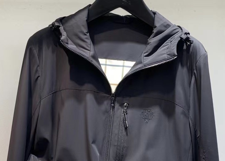 Loro Piana 诺悠翩雅lP🆕 简约外套风衣连帽夹克 贵族高级别要求订单 高标准定制 上身非常有型