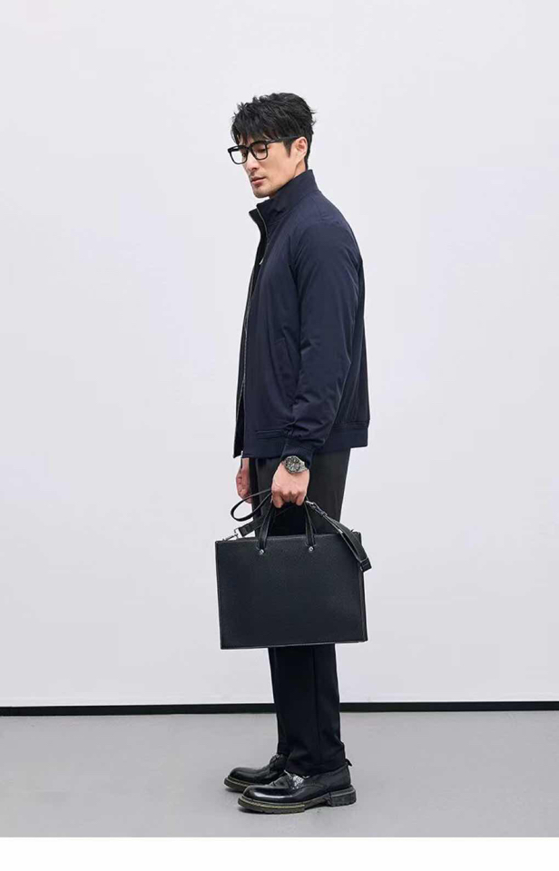 Loro Piana 诺悠翩雅lP🆕 秋冬补新款，爆款飞行员加棉立领夹克、三色齐发，简约大气上档次；面料