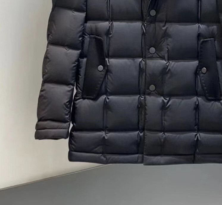 Ermenegildo Zegna 杰尼亚2025秋冬新款，新时尚可脱卸围巾款爆款羽绒服；保暖性好；二色