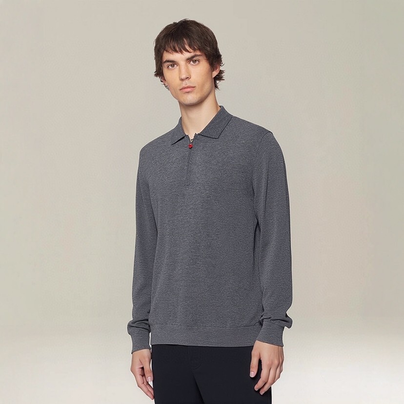 kiton 奇顿半拉链翻领毛衣针织衫，精选优质美利奴羊毛，轻盈蓬松却比普通羊毛更保暖，室内外自由切换，告