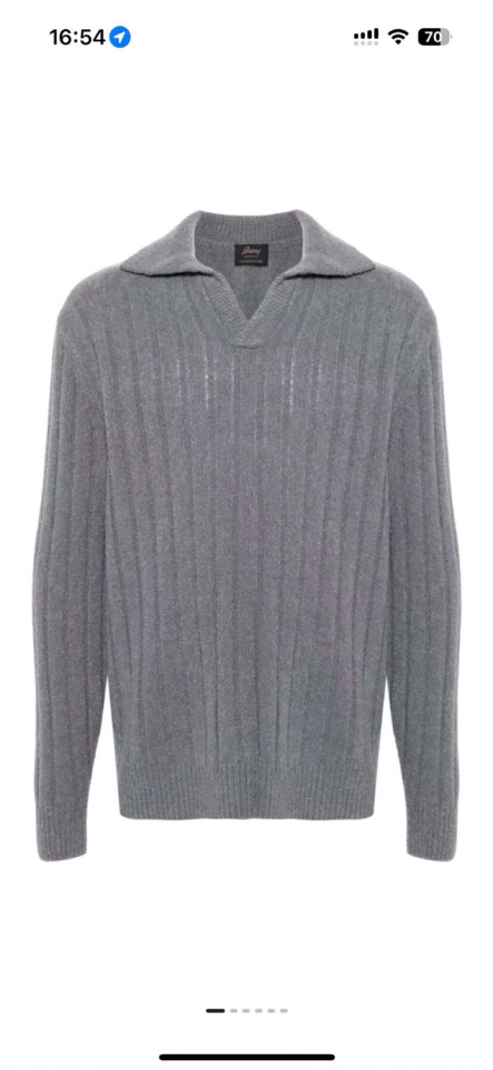 \n Brioni 2025SS翻领毛衣针织长袖毛衣，高端奢华且白金级的一款经典基础款针织。通体的设计完