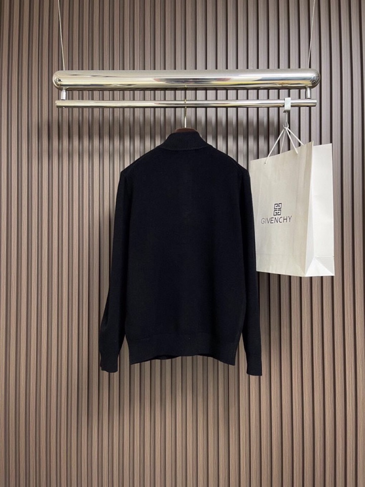 kiton 奇顿 半拉链小高领针织毛衣，精选优质美利奴羊毛，轻盈蓬松却比普通羊毛更保暖，室内外自由切换，