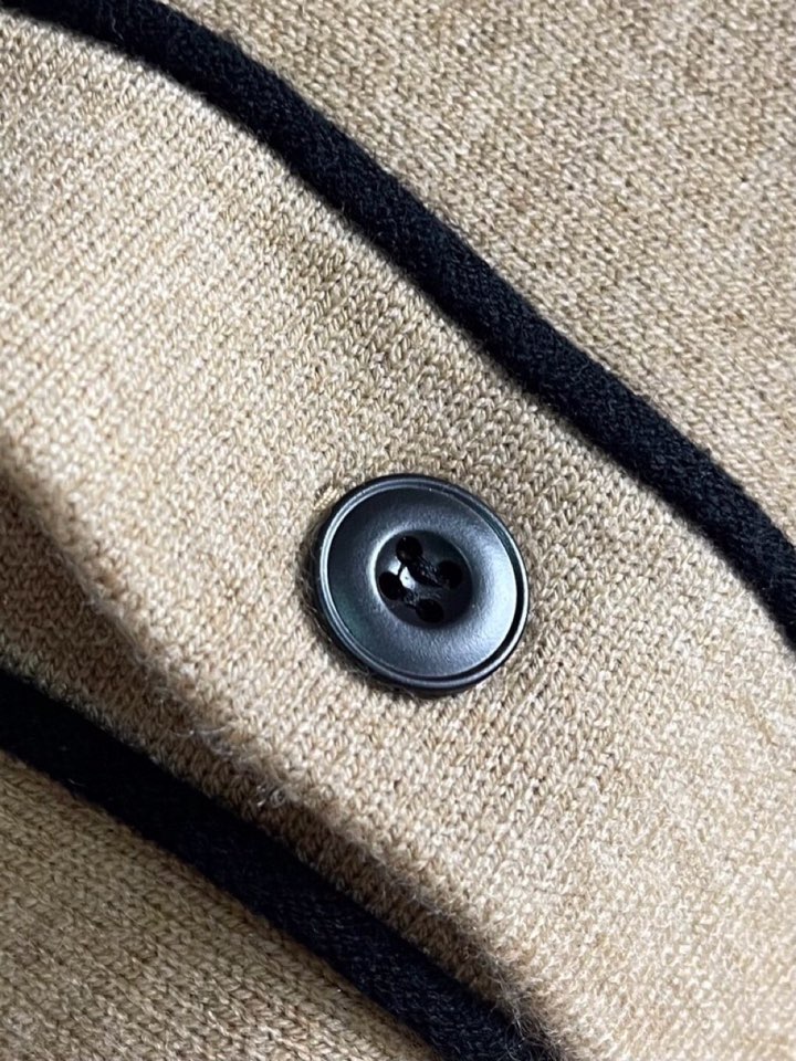 Loro Piana 诺悠翩雅lP🆕 羊绒针织毛衣开衫，100％顶级羊绒面料，奢级纤维带来云朵般柔糯触感