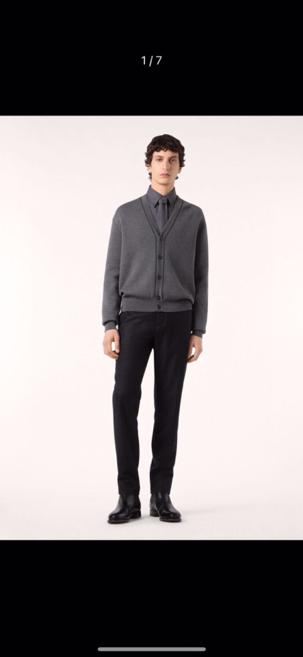 Loro Piana 诺悠翩雅lP🆕 羊绒针织毛衣开衫，100％顶级羊绒面料，奢级纤维带来云朵般柔糯触感