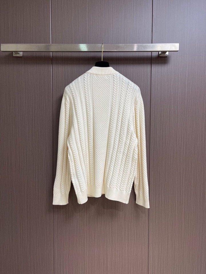 Loro Piana 诺悠翩雅lP🆕 秋冬新款半拉练针织毛衣，经典设计感与颜值爆棚的外套，品质更是无法挑