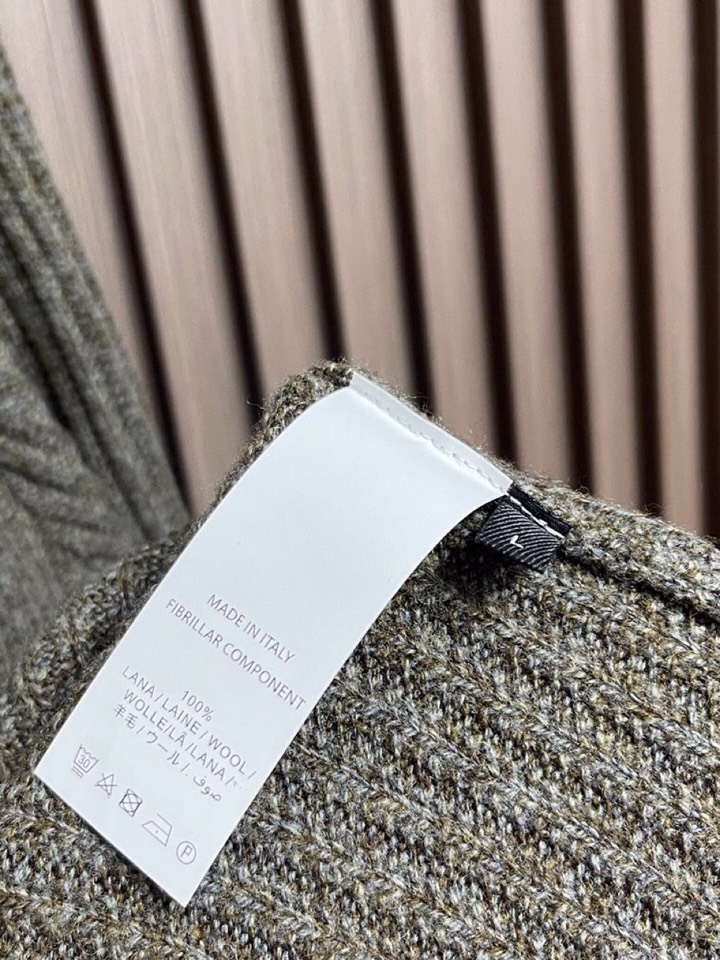 Brunello Cucinelli BC秋冬新款半拉链针织毛衣，经典设计感与颜值爆棚的外套，品质更是无