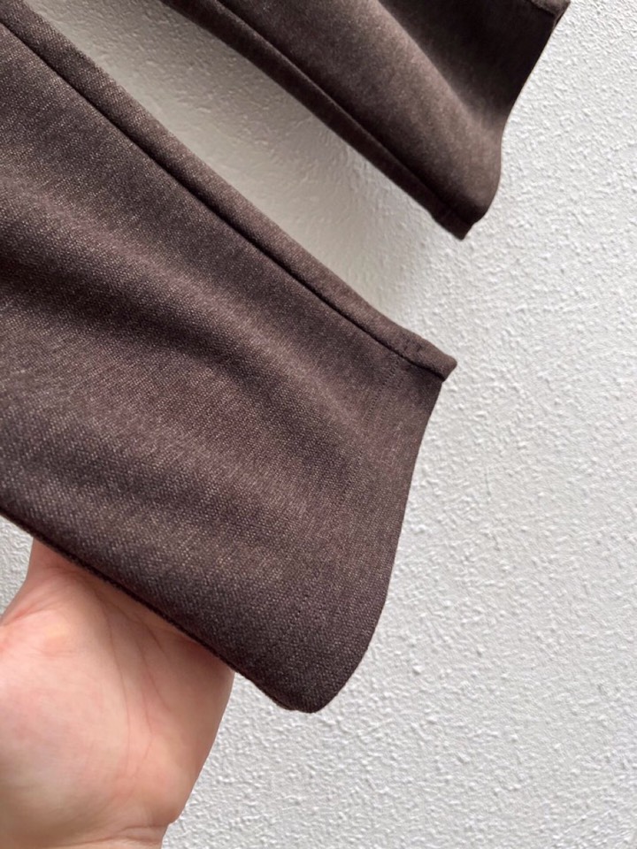 Ermenegildo Zegna 杰尼亚秋冬新款男士直筒运动裤，羊绒羊毛混纺面料休闲裤、三标齐、松紧腰