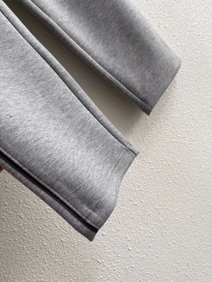 Loro Piana 诺悠翩雅lP🆕 秋冬全品相订单，保暖有型 黄金配比 羊绒蛋白混纺松紧腰直脚休闲裤 