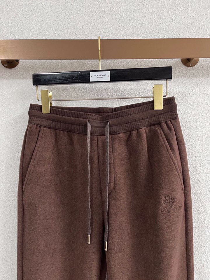 Loro Piana 诺悠翩雅lP🆕 秋冬保暖有型高密度毛巾面混纺松紧腰直脚休闲裤，经典百搭 标志刺绣的
