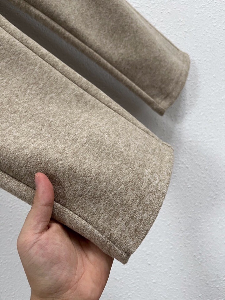 Loro Piana 诺悠翩雅lP🆕 秋冬保暖有型高密度毛巾面混纺松紧腰直脚休闲裤，经典百搭 标志刺绣的