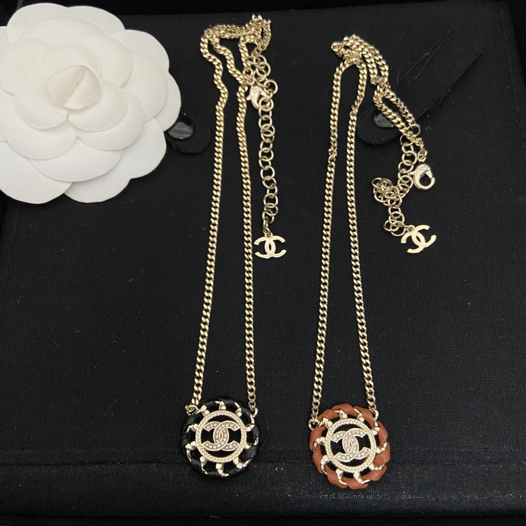 two ️⃣ color🦢 Chanel's new round leather necklace 🖤🧡Sweet Cool Style - Jewelry 4