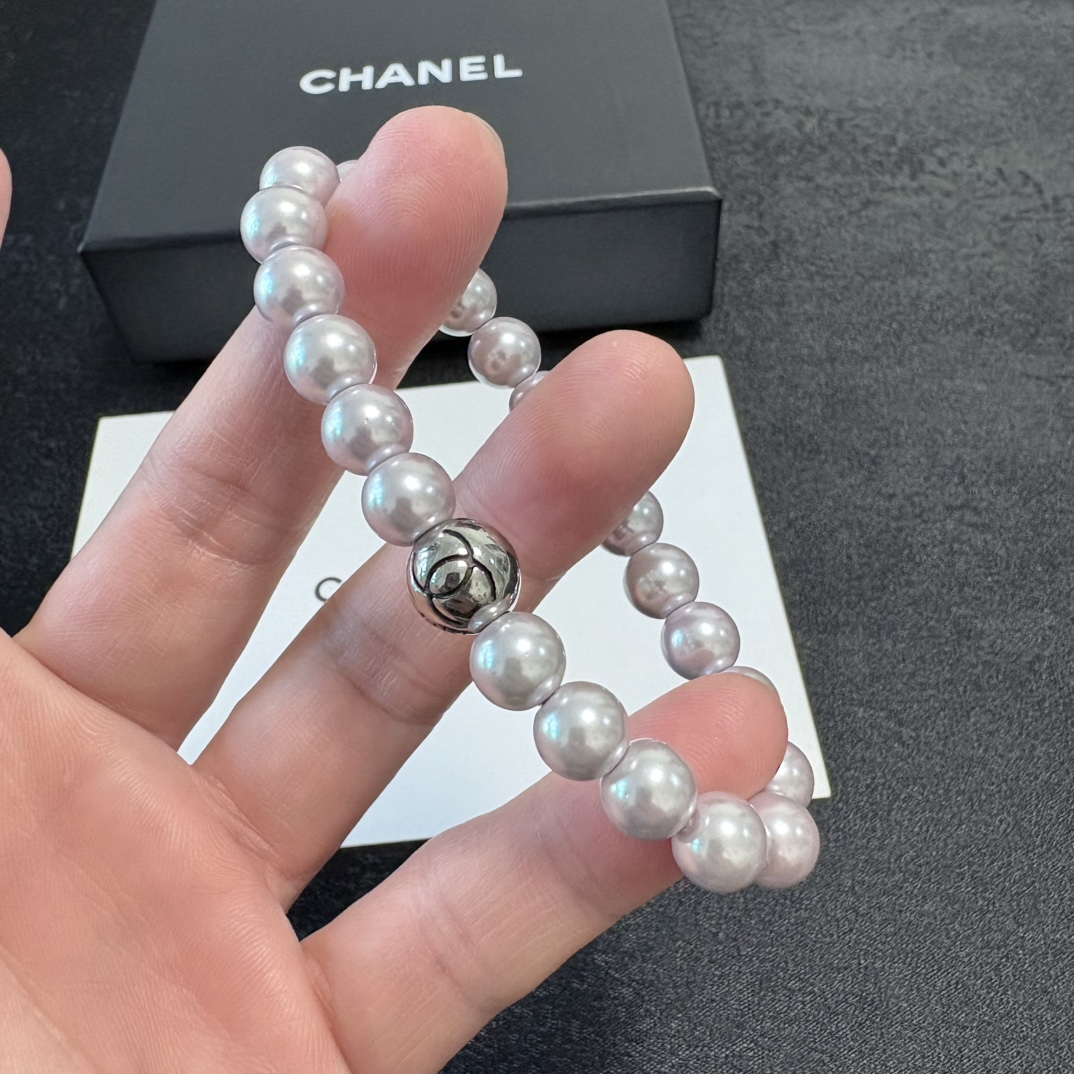 Chanel 香奈儿Chanel字母双C高级进口珍珠浅紫色