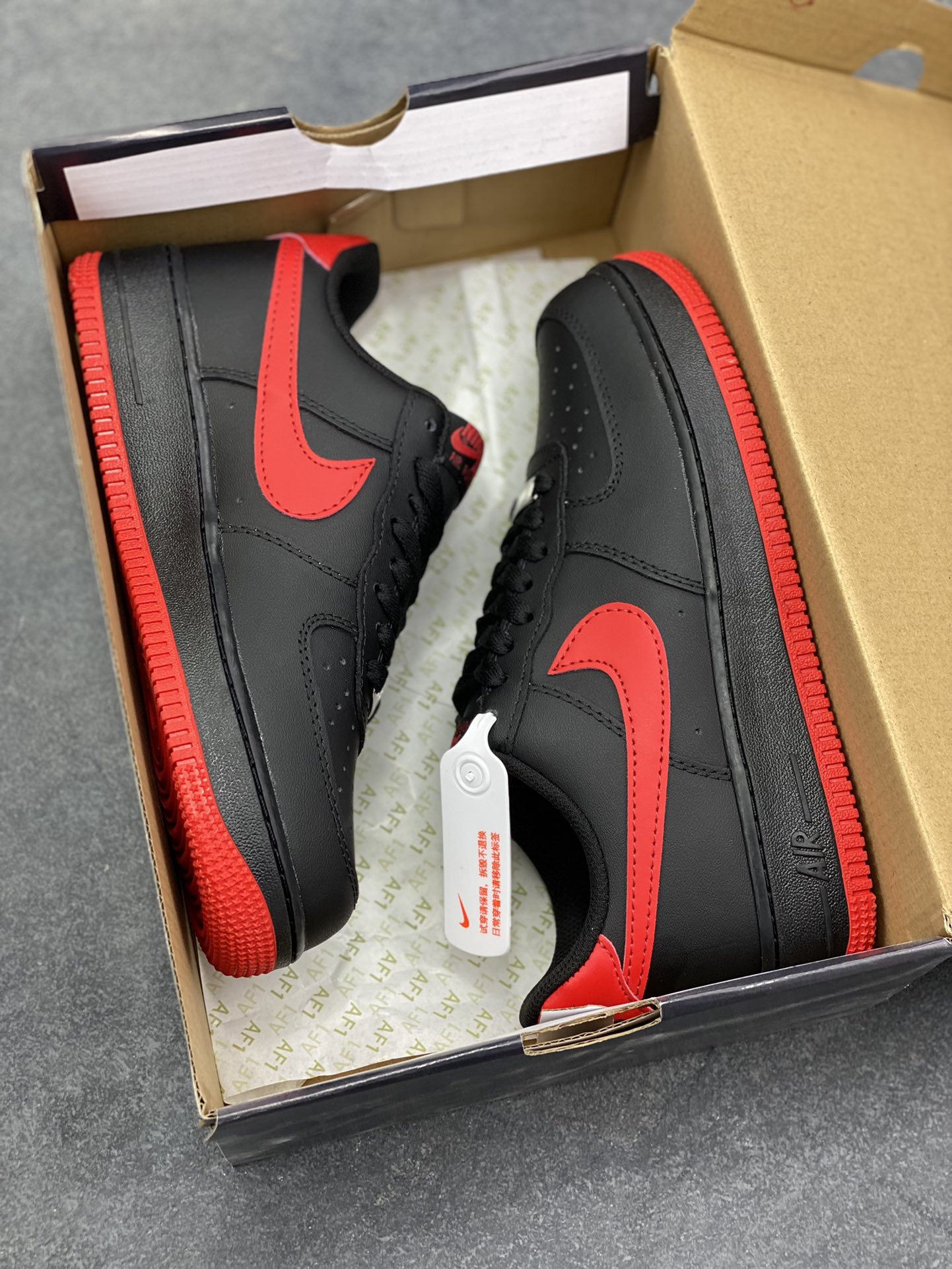 图片[9]-NIke Air Force 1 ‘07 Low 空军一号低帮 运动鞋 休闲鞋 折边针车 工艺难度大 原楦头原纸板 原装鞋盒 定制五金配件 内置全掌气垫 原厂鞋底 货号：FJ4146-002 尺码：36 36.5 37.5 38 38.5 39 40 40.5 41 42 42.5 43 44 44.5 45-选品中心