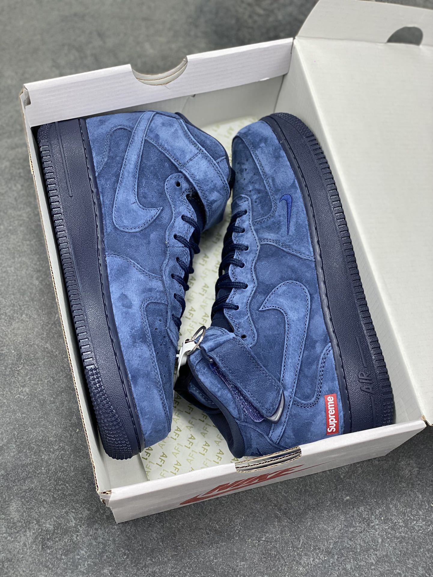 图片[9]-NIke Air Force 1 ‘07 Low 空军一号低帮 运动鞋 休闲鞋 折边针车 工艺难度大 原楦头原纸板 原装鞋盒 定制五金配件 内置全掌气垫 原厂鞋底 货号：DV0788-006 尺码：36 36.5 37.5 38 38.5 39 40 40.5 41 42 42.5 43 44 44.5 45-选品中心