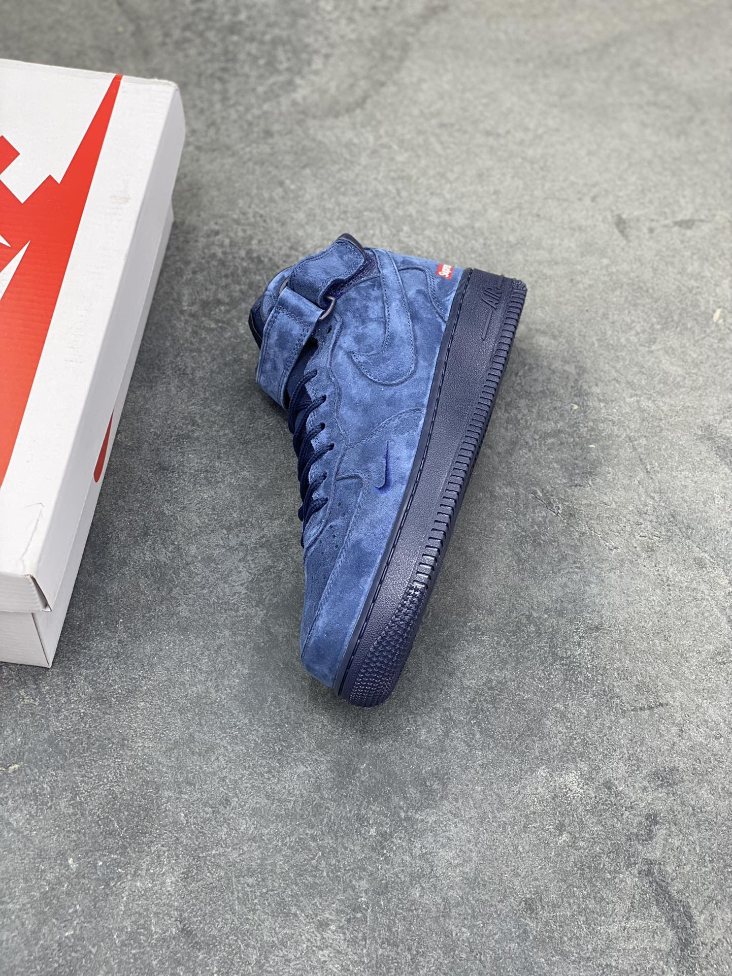 图片[7]-NIke Air Force 1 ‘07 Low 空军一号低帮 运动鞋 休闲鞋 折边针车 工艺难度大 原楦头原纸板 原装鞋盒 定制五金配件 内置全掌气垫 原厂鞋底 货号：DV0788-006 尺码：36 36.5 37.5 38 38.5 39 40 40.5 41 42 42.5 43 44 44.5 45-选品中心