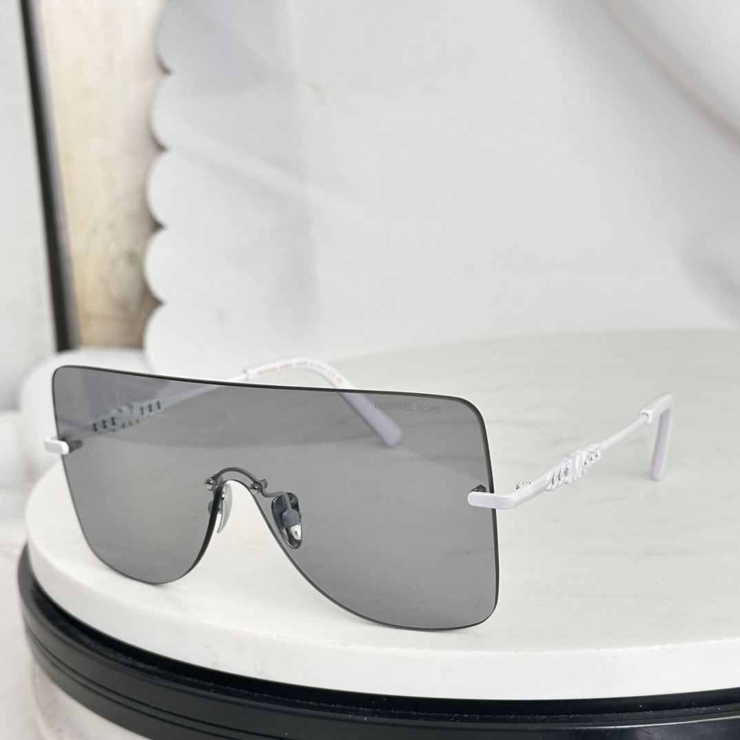 ‼️MICHAEL KORS🌟🌟🌟MODEL：MK1148🌟🌟🌟SIZE：137口0-140🌟🌟🌟