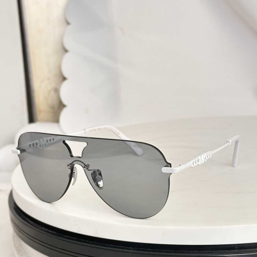 ‼️MICHAEL KORS🌟🌟🌟MODEL：MK1149🌟🌟🌟SIZE：137口0-140🌟🌟🌟