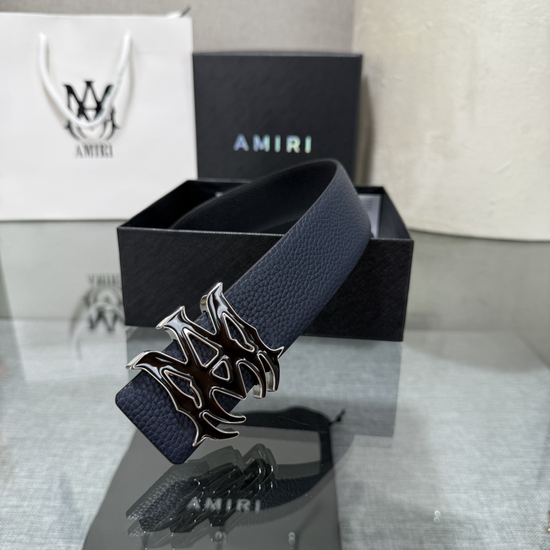 爱美丽AMIRI最新网红爆款双面牛皮皮带配原装盒专柜同步3.8宽新款上市了，原版牛皮，搭配钢扣，优雅，大