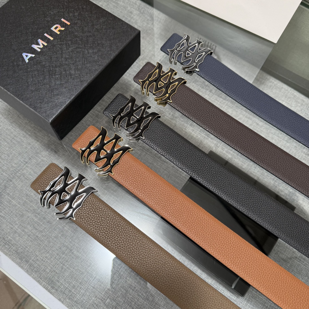 爱美丽AMIRI最新网红爆款双面牛皮皮带配原装盒专柜同步3.8宽新款上市了，原版牛皮，搭配钢扣，优雅，大