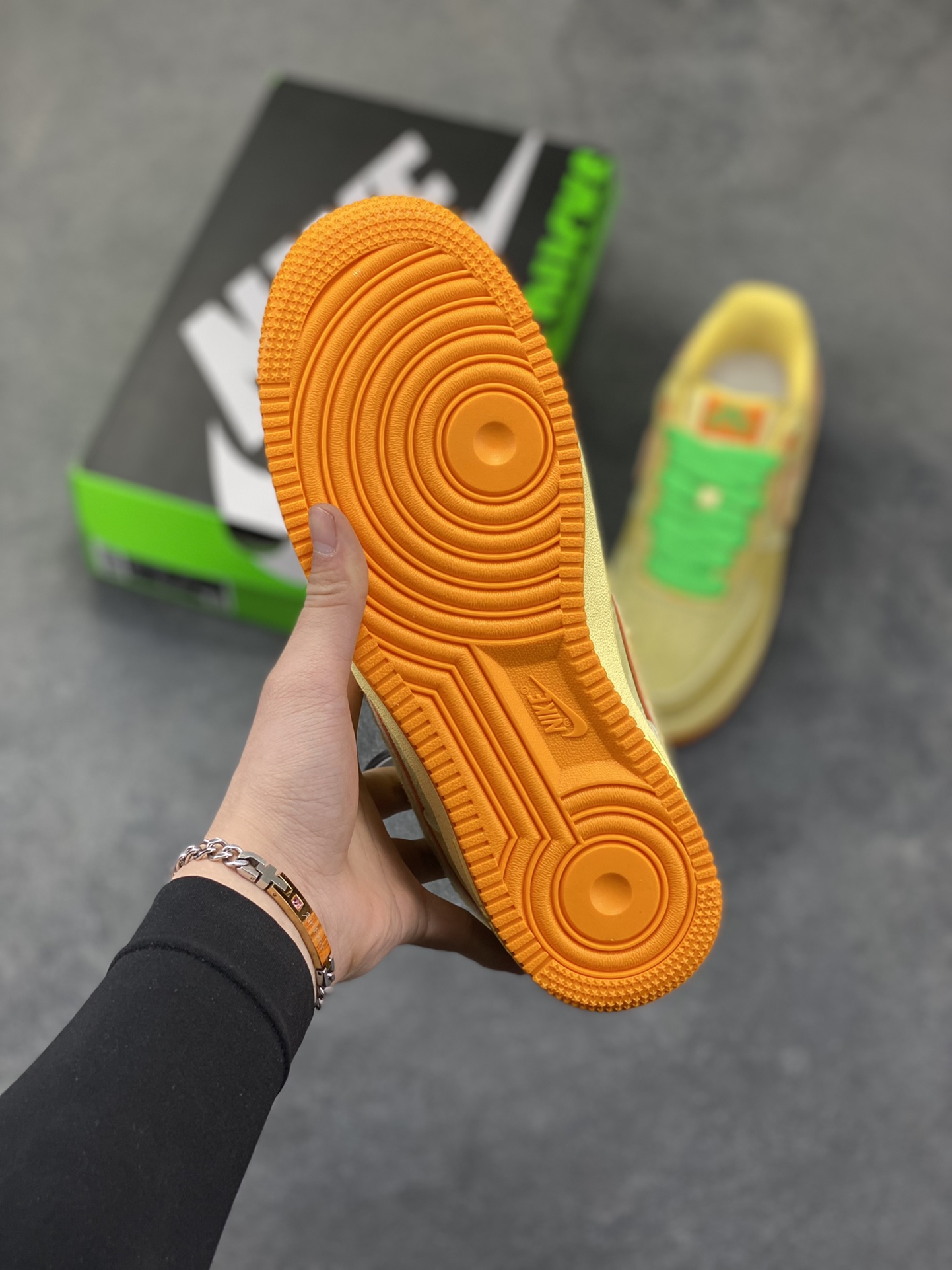 图片[5]-NIke Air Force 1 ‘07 Low 空军一号低帮 运动鞋 休闲鞋 折边针车 工艺难度大 原楦头原纸板 原装鞋盒 定制五金配件 内置全掌气垫 原厂鞋底 货号：IU7612-700 尺码：36 36.5 37.5 38 38.5 39 40 40.5 41 42 42.5 43 44 44.5 45-选品中心