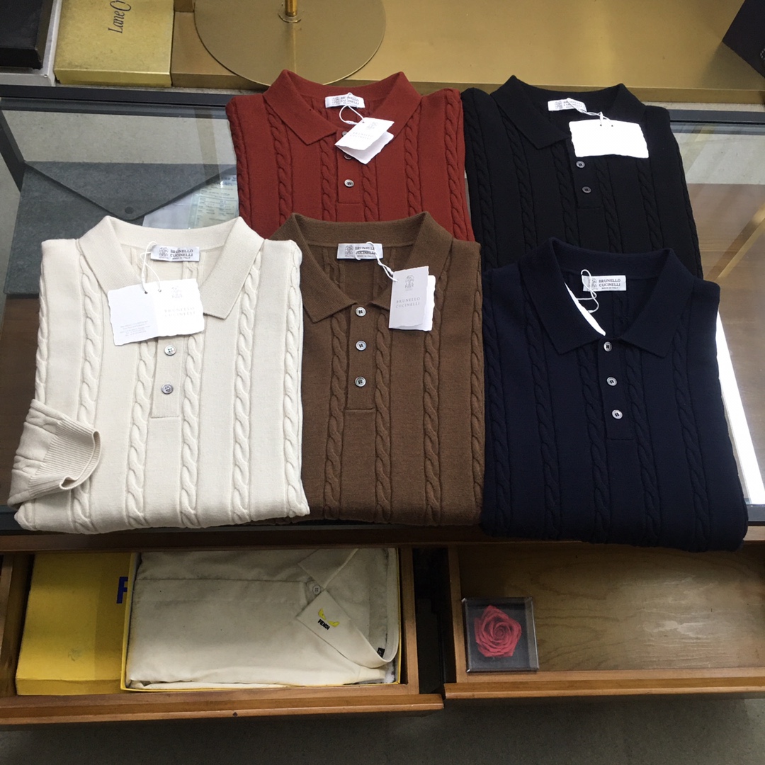 NO:691873,New Sweaters [BC] 2025 Autumn and Winter Special Counter Specially Offers New Original Men's Casual Sweaters High-end Customized High Version Fashionable and Versatile Popular Imported Fabrics Super Soft and Delicate Feeling Skin-Friendly and Comfortable High-end Boutique The Upper Body Made by the Factory is Excellent Men's Necessary Items Complete with Three Standards Size Number 48-56,,sweaters,19860909新品毛衣【BC】 2025秋冬专柜专供新款原单男士休闲毛衣 高端定制 高版本 时尚百搭爆款进口面料 手感超柔软细腻 穿着亲肤舒适 高端精品 代工厂精细做上身非常赞 男士必备单品 三标齐全 码数48-56,,sweaters,,Men's clothing