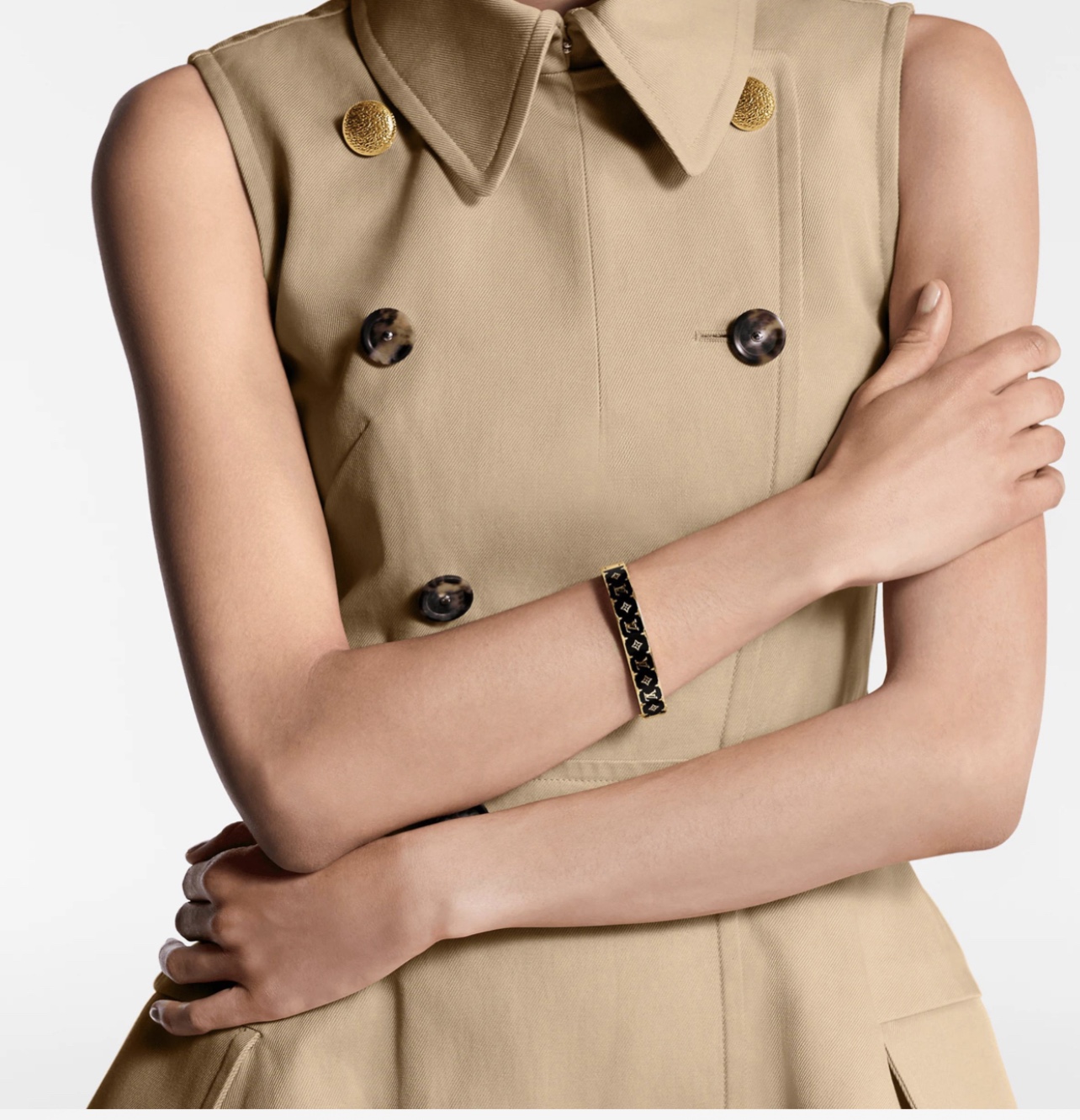 】LV手镯👍原版制作、高版本 厚金电镀✨每一个细节媲美专柜正品，业内仅此一家全世界专柜自购正品打版，这样