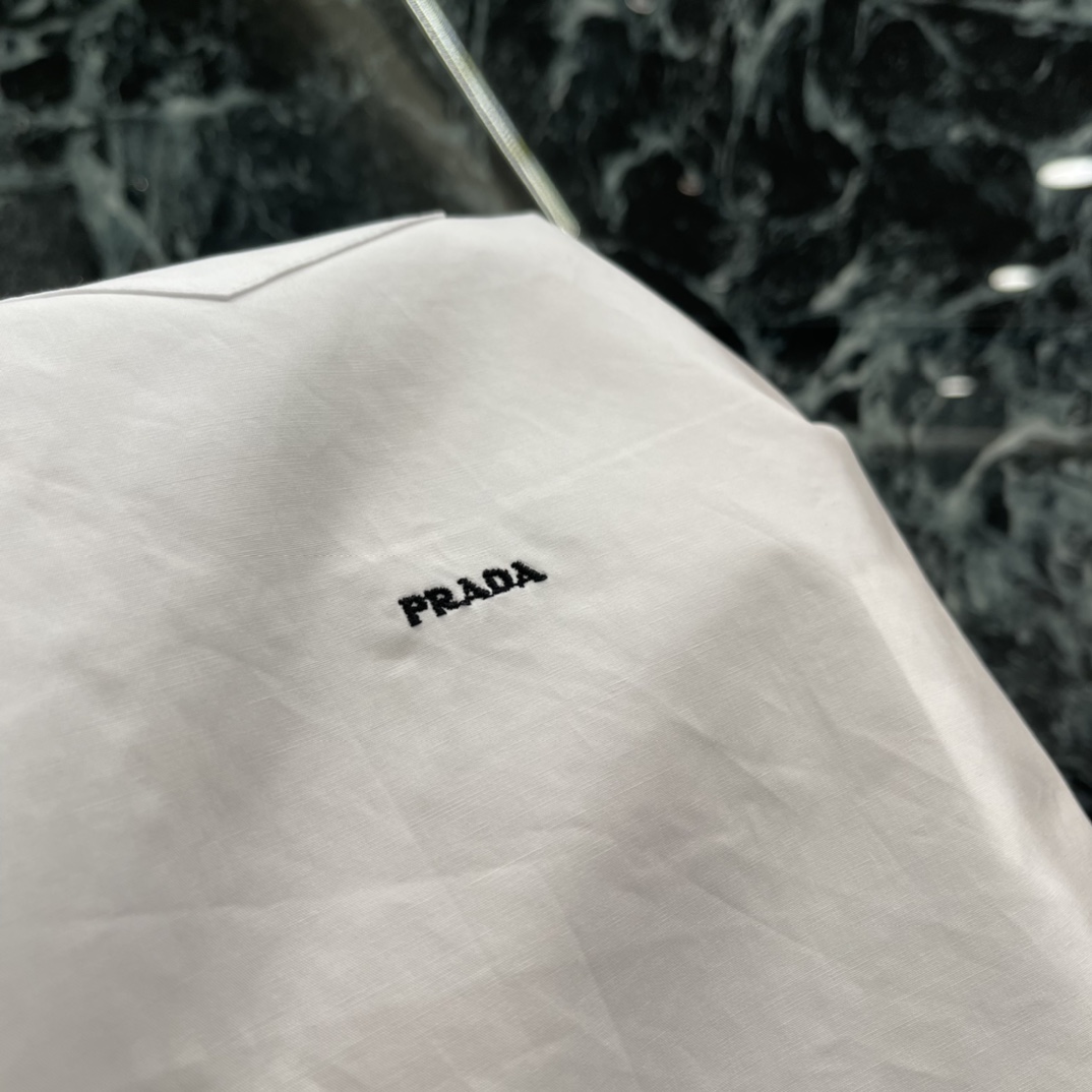 PD 26春季新款 翻领短袖衬衫 采用高品质纯棉 柔软透气 夏天穿超舒服!简约设计+胸前小口袋 实用又有