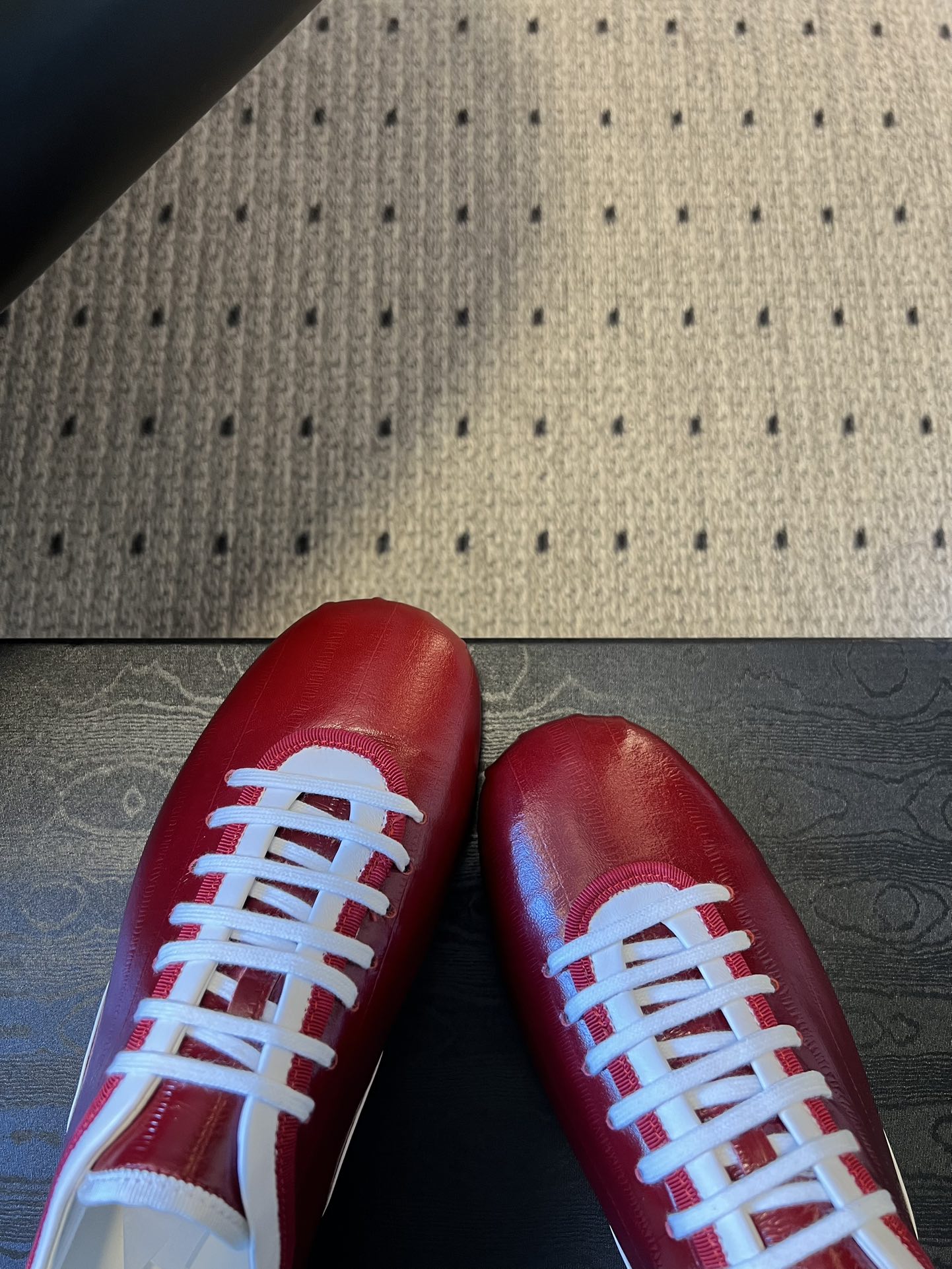 Dries Van Note*26ss复古德训鞋极简平底休闲鞋属于复古德训鞋极简平底休闲鞋，鞋型为低帮窄