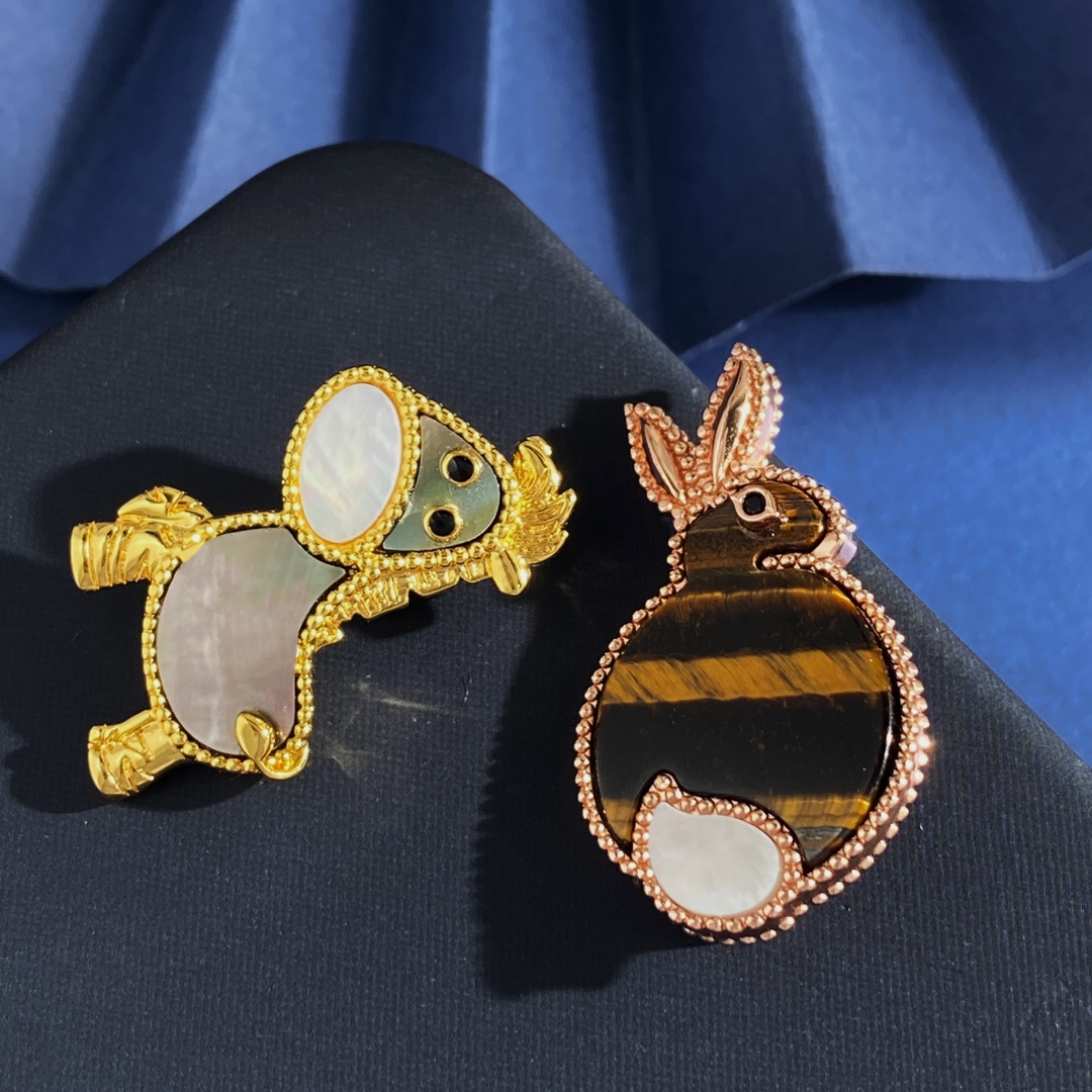Van Cleef & Arpels Haute Joaillerie Fine Jewelry Earrings Necklace Ring 9