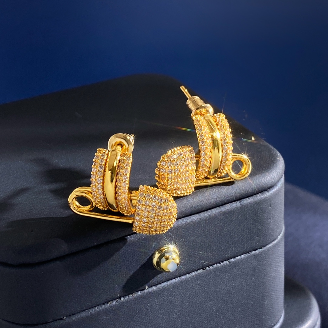 Chloé Haute Couture Haute Couture Fine Jewelry Necklace Bracelet Ring 8