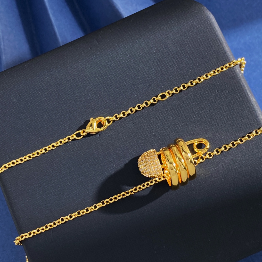 Moncler Haute Couture Haute Couture Fine Jewelry Necklace Bracelet Ring 3