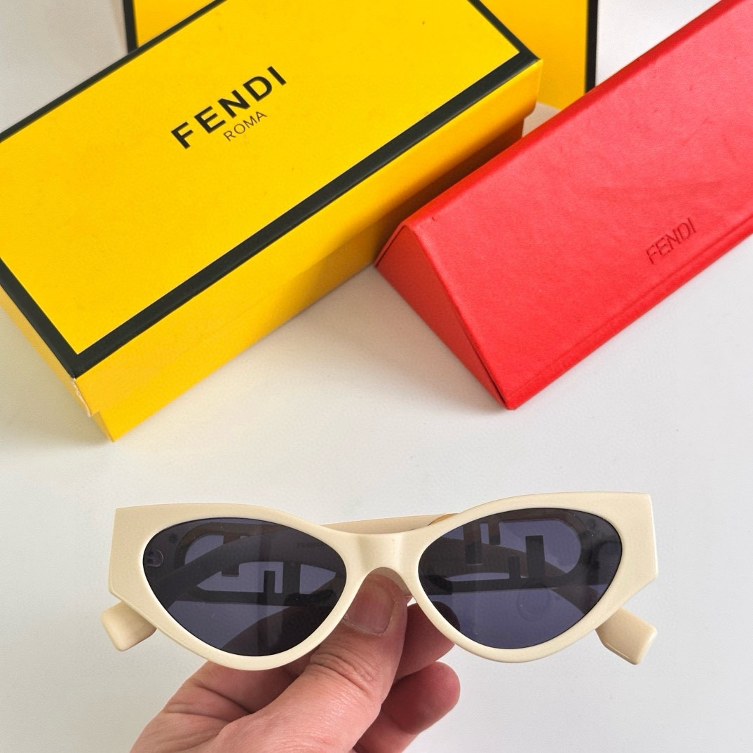 fendi glasses ‼ FENDL FE40049 O’Lock 。 ， O'Lock — photo 6