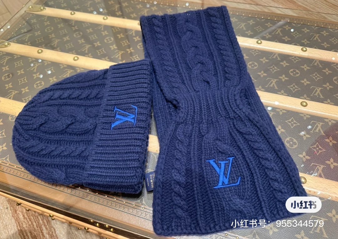 配原版防尘袋🆕🆕🆕路易威登LouisVuitton官网新品羊毛羊绒套装系列🌟帽子＋围巾，官网同步，（男女