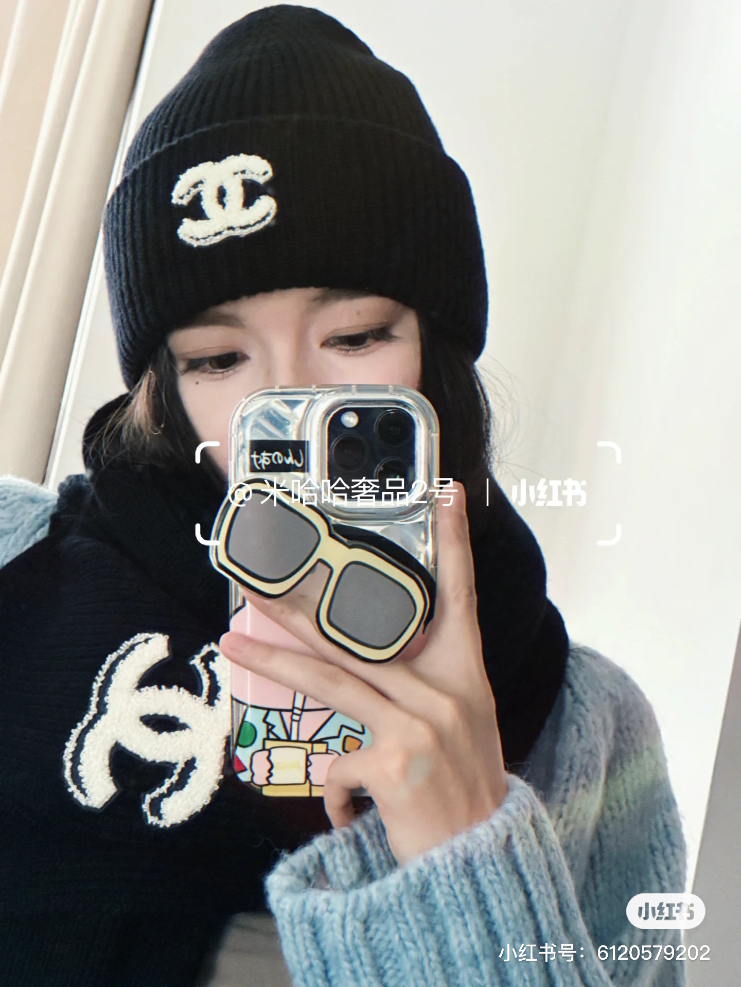 NO:701711,CHANEL Xiaohongshu popular style, official website new classic suit hat!  Hat and scarf!  It feels great in hand!  It’s warm and super comfortable. This winter, all you need is a hat set like this. It’s warm and fashionable!  Welcome to choose!! Suit, suit, chanel, chanel, hats19860909香奈儿CHANEL小红书爆款,官网新品经典套装帽子！帽子围巾！手感一级棒！暖暖哒超级舒服～这个冬天你就差这么一套装帽子啦～又保暖又时尚！欢迎选择!!套装,套装,chanel,chanel,hats,accessory