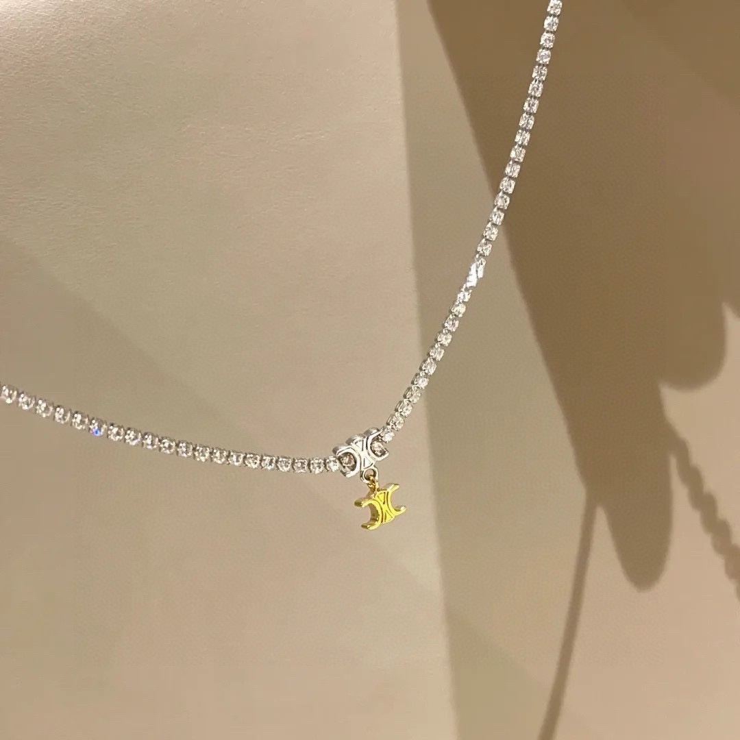 NO:688072,Celine Arc de Triomphe full diamond thin chain necklace engraved with Arc de Triomphe pattern!  Super chic, simple and versatile, literary and artistic personality, bringing you a fashionable experience. Recommended for cracking the wall!  A necklace that goes well with summer, fine jewelry, celine, celine, necklace19860909Celine赛琳凯旋门满钻细链条项链雕刻凯旋门图案！超炸Chic感 ,简洁百搭、文艺个性,带给你时髦体验 墙裂推荐！夏天非常好搭配的一款项链,饰品精品,celine,celine,necklace,Jewelry