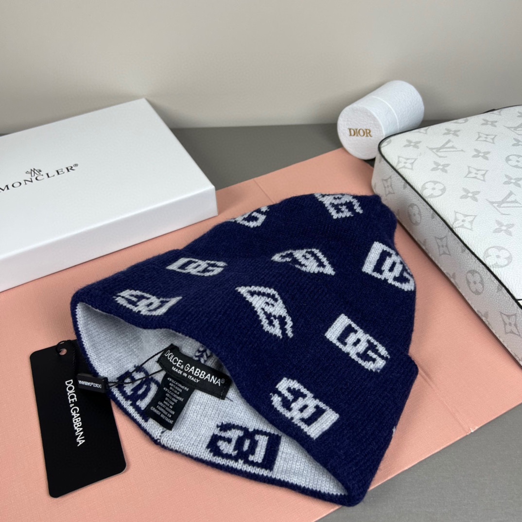 配防尘袋，杜嘉班纳 Dolce&Gabbana 官网原单复刻.真心很好💓有质感又非常百搭的款式，男女通用