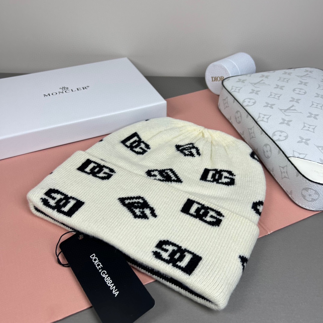 配防尘袋，杜嘉班纳 Dolce&Gabbana 官网原单复刻.真心很好💓有质感又非常百搭的款式，男女通用