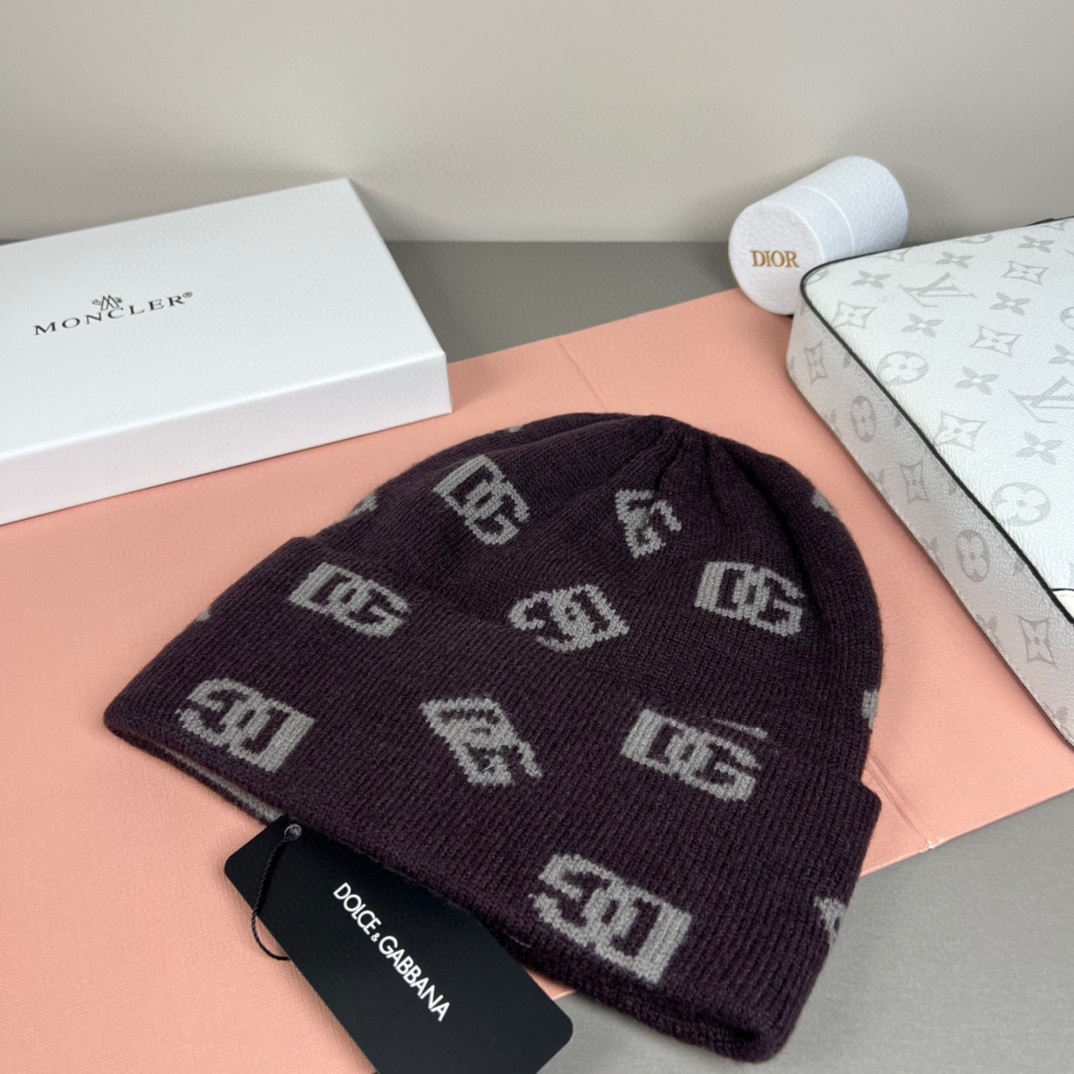 配防尘袋，杜嘉班纳 Dolce&Gabbana 官网原单复刻.真心很好💓有质感又非常百搭的款式，男女通用