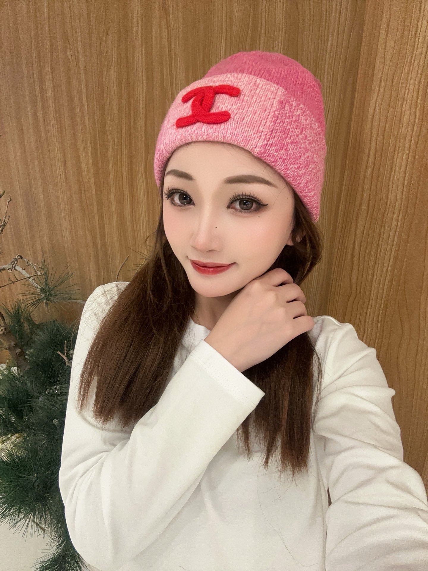 P香奈儿CHANEL，官网小香爆款针织帽！小红书新品发布，太🉑️了，高弹面料 经典色系，男女同款哦