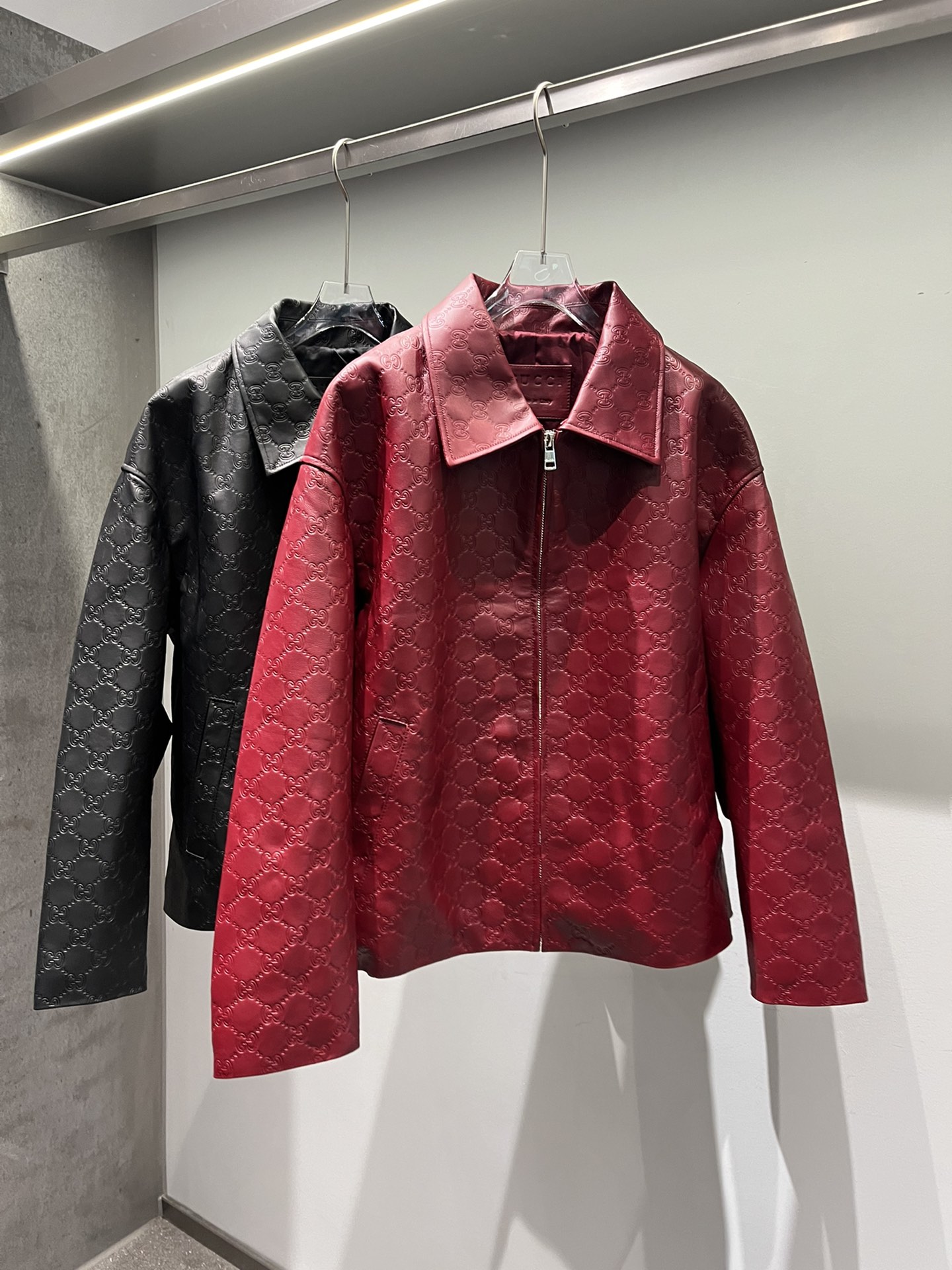 NO:872659,Gucci sheepskin embossed mid-length style in two colors, loose fit, Gucci-clothing, gucci, sheepskin,19860909古奇羊皮压花偏中长款两色,宽松版型,古驰-服装,gucci,sheepskin,,Women's clothing