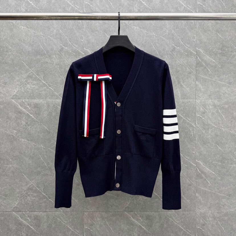 _dps9sh9kn0XLHvdpzmjDBM8Rm09RV95LcA5YW8w