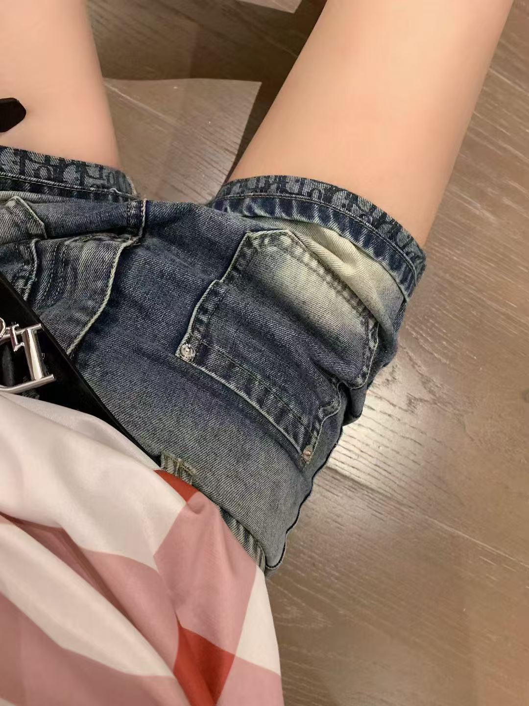 NO:702177,Model No. 20260303 Dio* new style A-line denim shorts with presbyopic hems, with belt, blue, SML, [M size waist 70, length 37; weight 0.280kg], Dior-clothing, dior, dior, shorts,19860909款号20260303 Dio*新款 老花卷裤脚A字牛仔短裤,配腰带,蓝色,SML,【M码腰围70,长37；重量0.280kg】,迪奥-服装,dior,dior,shorts,,Women's clothing