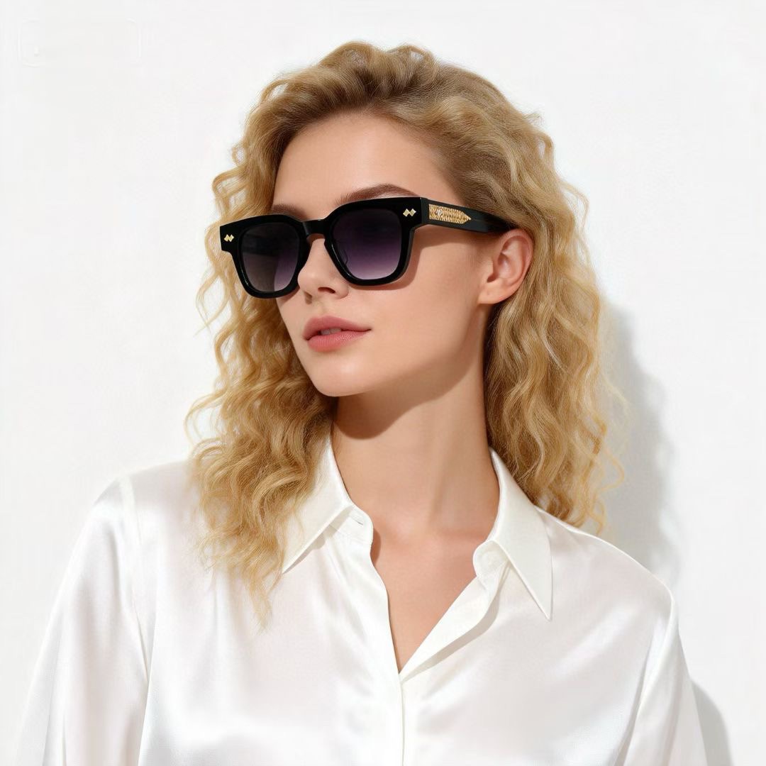 ‼️ 官网图 BOTTEGA VENET*🌟🌟🌟MODEL：BV1441S🌟🌟🌟SIZE：48口20-1