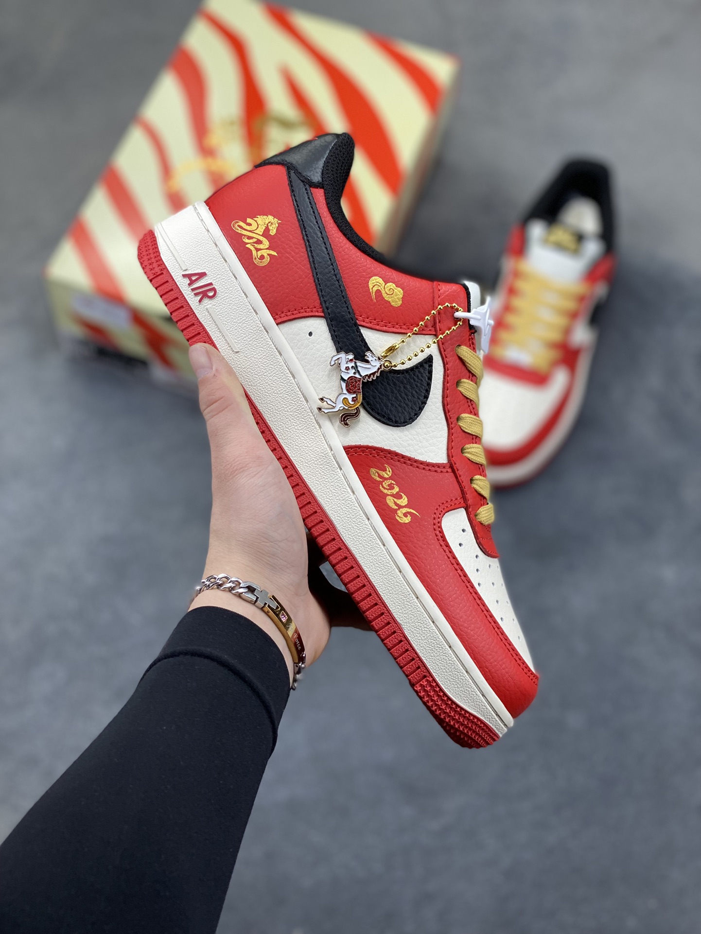 _doZ9sX_so5m3StCYGV44pqsHd2siGtwSKWYMdtQ