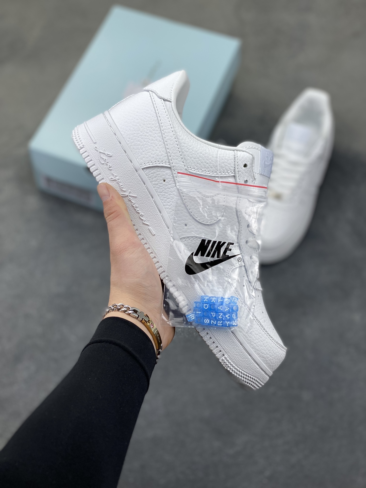 _dmT9sKakAi2SsDRGPSk2is04PDNlwZ3Fmkuo-1Q