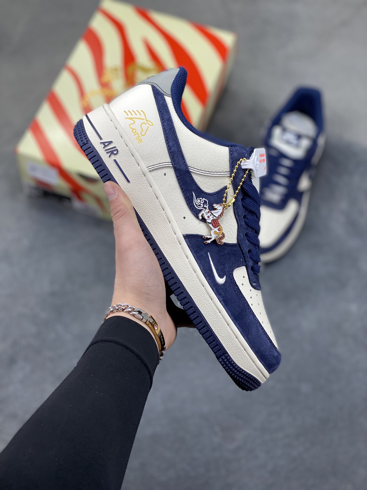 _dzp9su9sAD-J7iBEPNDTUAYp_zHZQJ7YFs41wLw