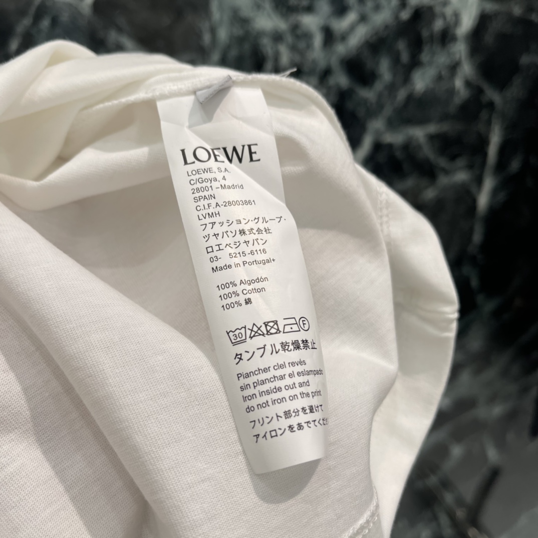 罗意威 26春季新款 印花字母短袖T恤 胸前字母印花 简约又有辨识度 宽松版型包容多种身材 日常休闲或街