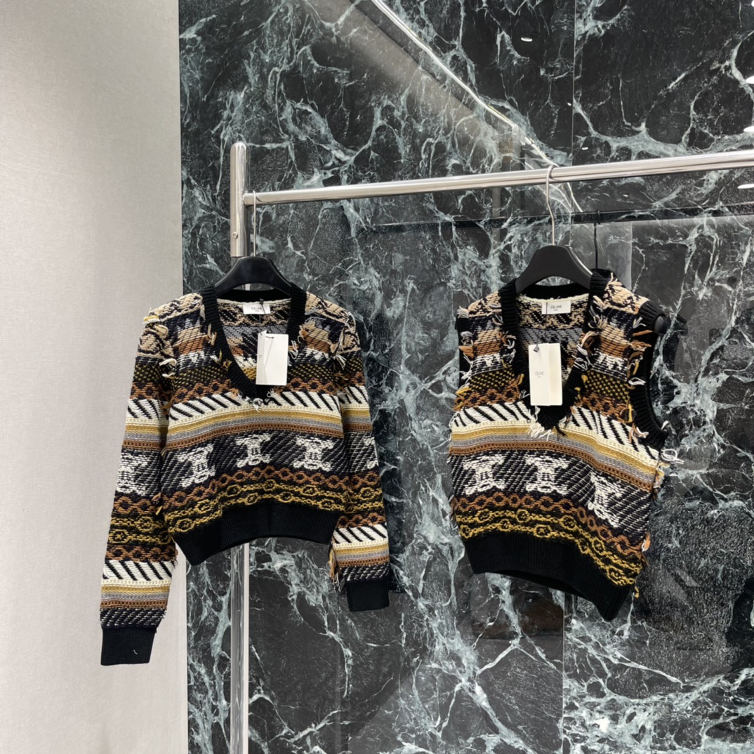 CE 26春季新款 凯旋门流苏提花马甲 复杂提花图案+流苏细节 复古与现代感兼具 秋冬穿搭超有氛围感黑搭