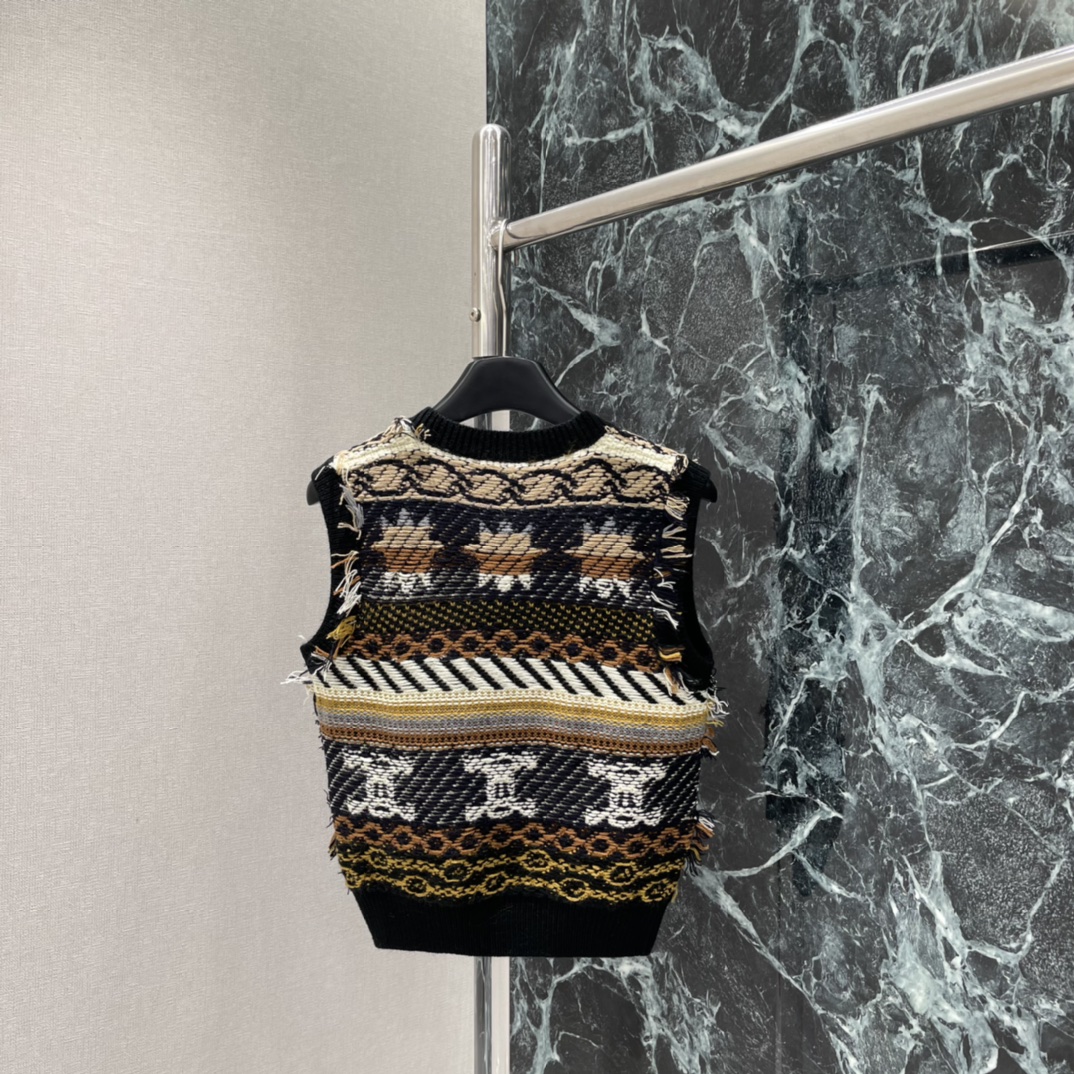 CE 26春季新款 凯旋门流苏提花马甲 复杂提花图案+流苏细节 复古与现代感兼具 秋冬穿搭超有氛围感黑搭