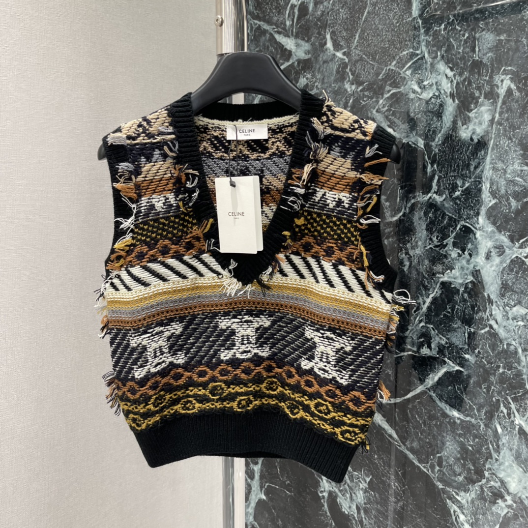 CE 26春季新款 凯旋门流苏提花马甲 复杂提花图案+流苏细节 复古与现代感兼具 秋冬穿搭超有氛围感黑搭